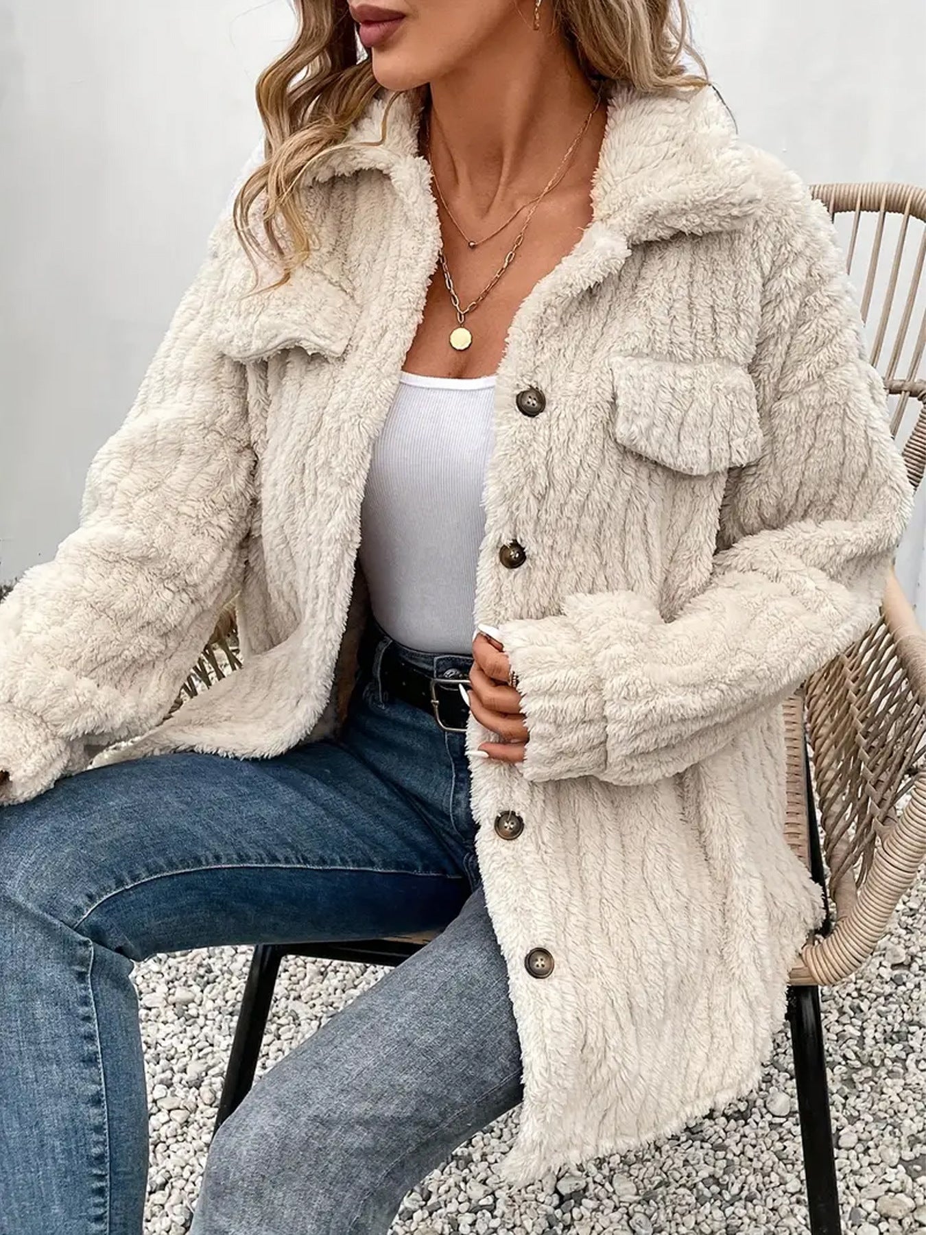 Dames Fleece-chausson veste avec design structuré Chic und Stil