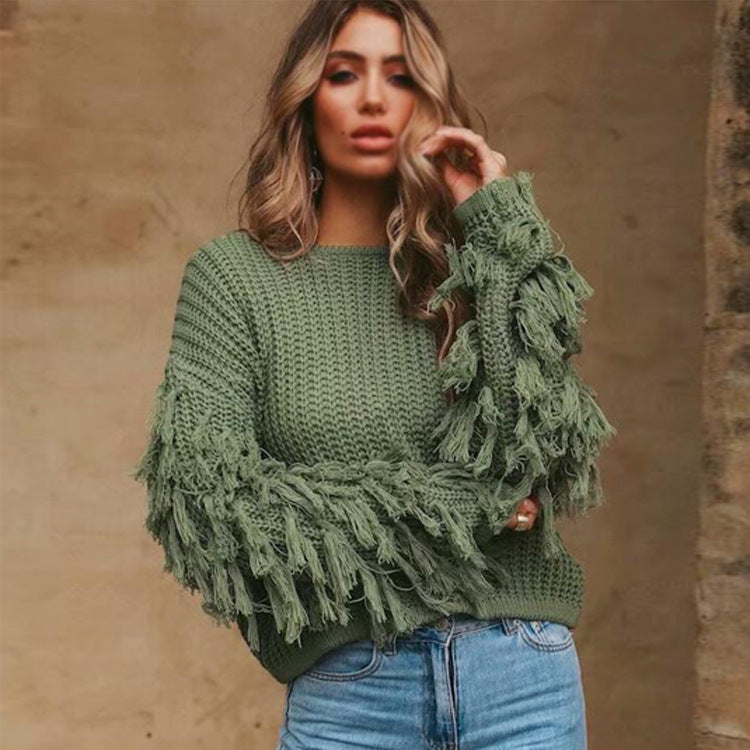 Pull en tricot pour femmes avec des manches à franges volumineuses et une coupe moderne Chic und Stil