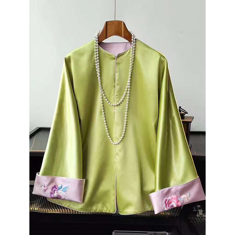 Blouse en soie brodée pour femmes avec manches en cloche Chic und Stil