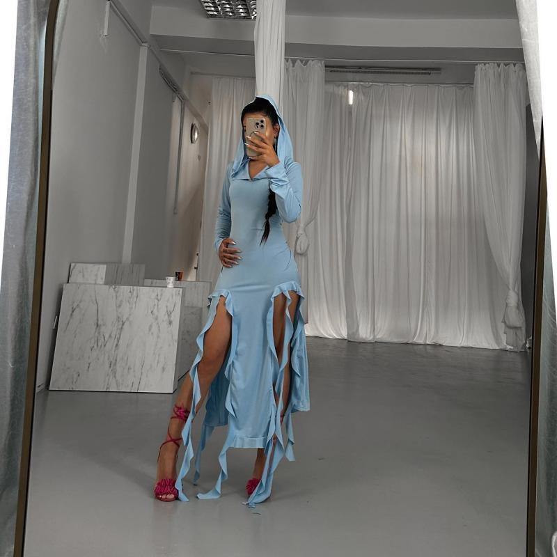 Robe maxi à manches longues pour femmes avec capuche et détails en volants Chic und Stil