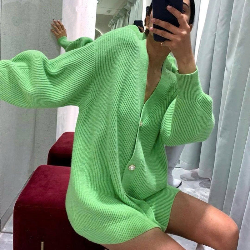 Cardigan en gros tricot pour femmes avec élégants boutons en perles Chic und Stil