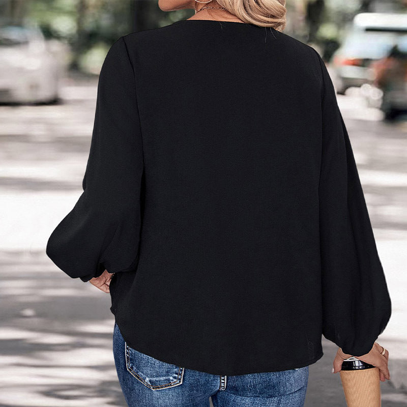 Blouse décontractée pour femmes avec décolleté en V élégant et motif animal stylé Chic und Stil