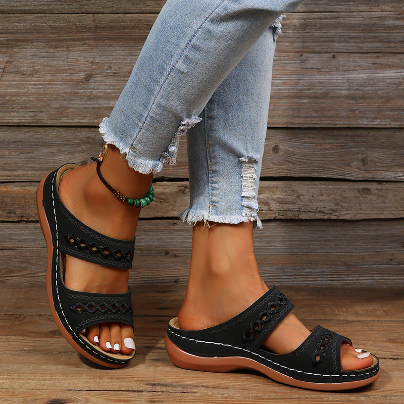 Sandales confortables pour femmes avec sangles réglables et semelle ergonomique Chic und Stil