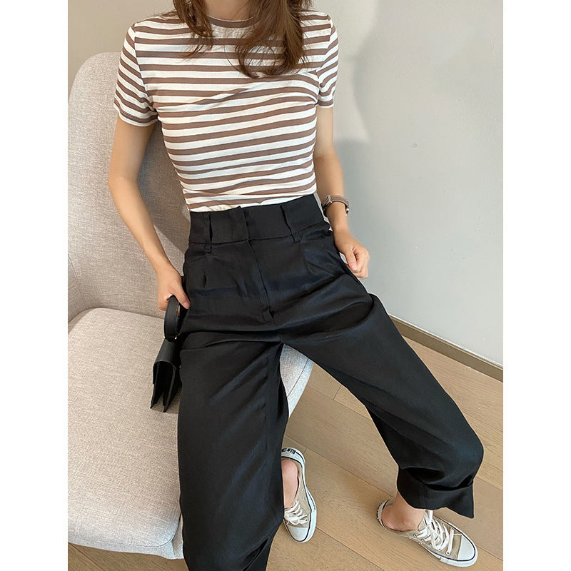 Pantalon court féminin sur mesure Chic und Stil