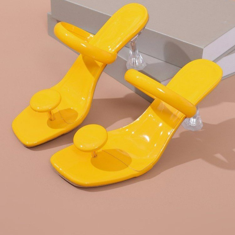 Sandales élégantes pour dames avec talon transparent et design à la mode Chic und Stil