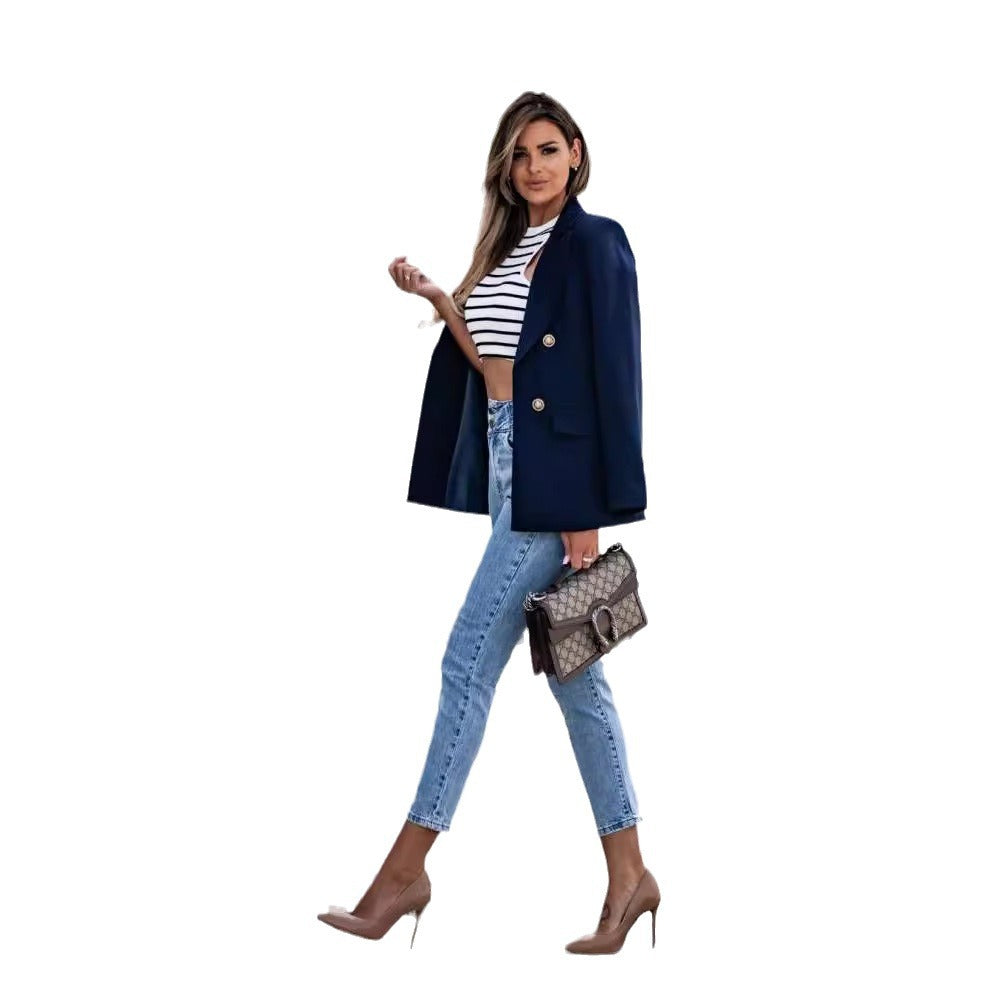 Blazer élégant pour femmes avec des boutons à double agrafage et une coupe moderne Chic und Stil