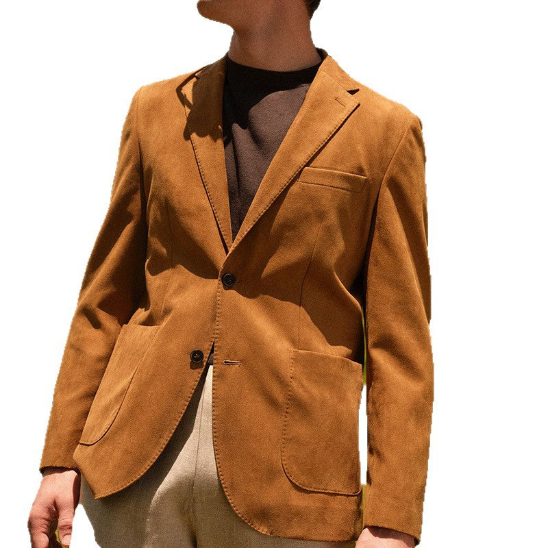 Costume en cuir suédé élégant pour hommes avec revers profond et poches pratiques Chic und Stil