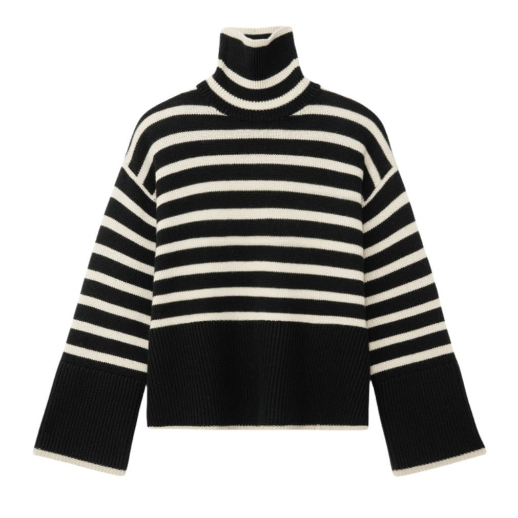 Pullover for women with turtleneck and wide sleeves Chic and Style