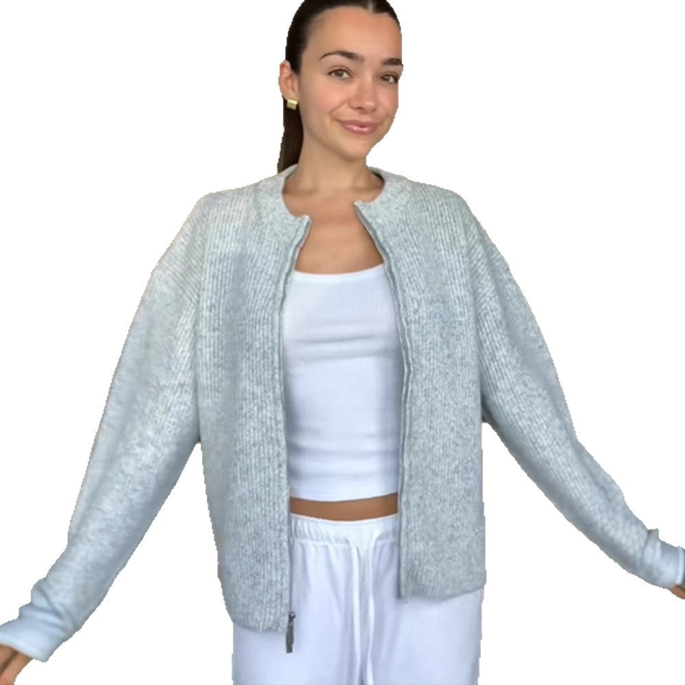 Ladies cozy pullover with high collar and zipper Chic and Style