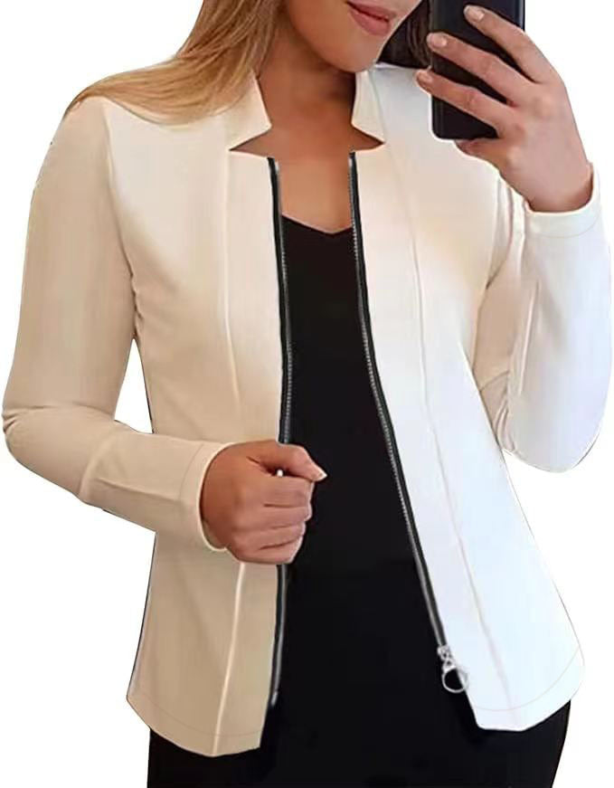 Veste de biker pour femmes avec coupe innovante et détails de fermeture éclair pratiques Chic und Stil