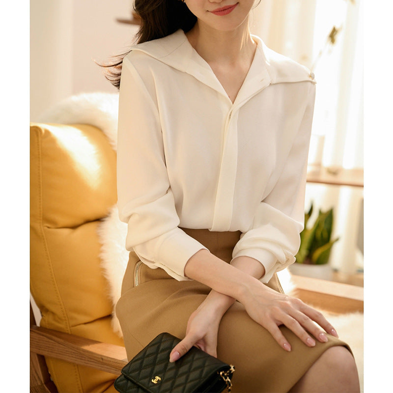 Blouse classique pour femmes avec col élégant Chic und Stil