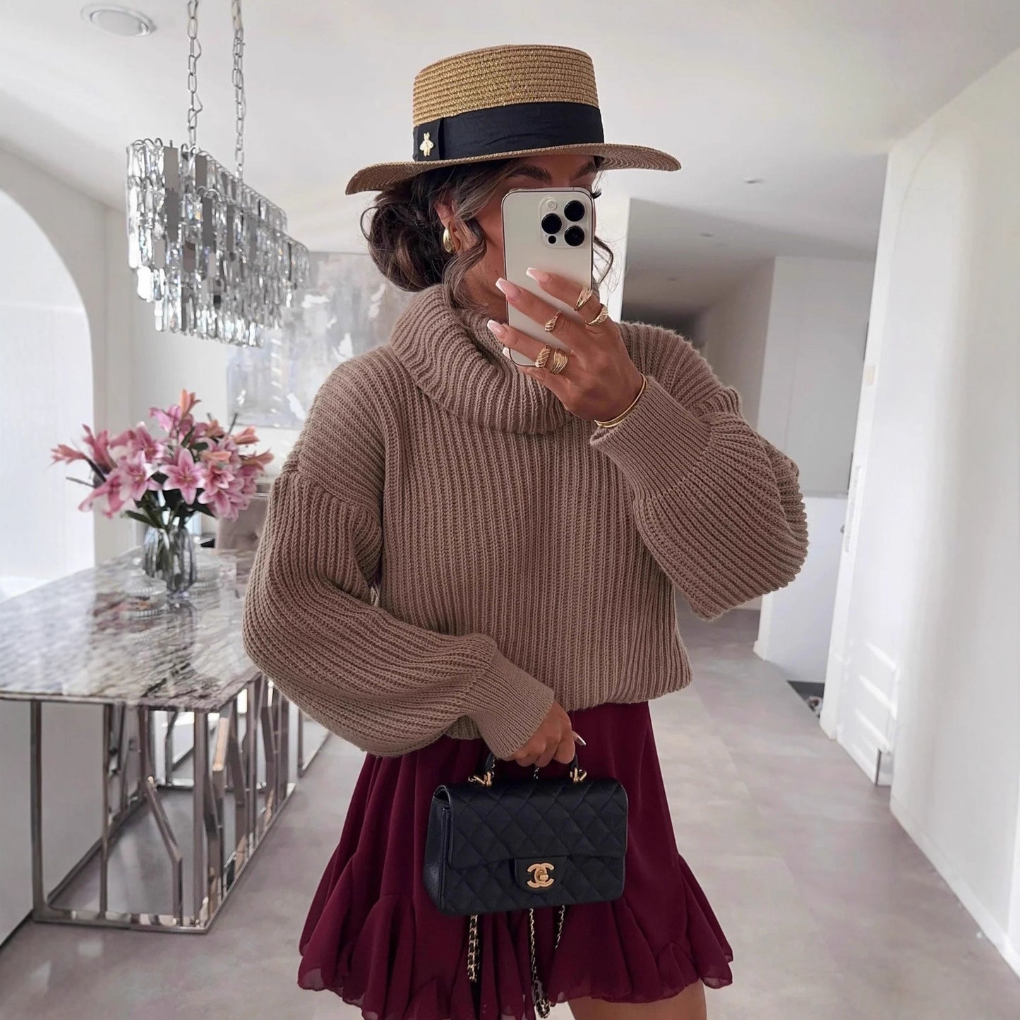 Pull en laine pour femmes avec col haut et manches volumineuses Chic und Stil