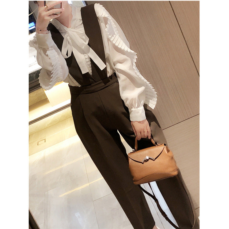 Blouse plissée élégante pour femmes avec détail nœud Chic und Stil