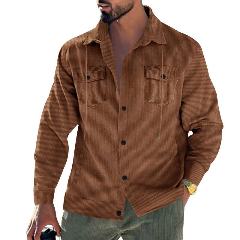 Veste en corduroy tendance pour hommes avec poches poitrine pratiques et design structuré Chic und Stil