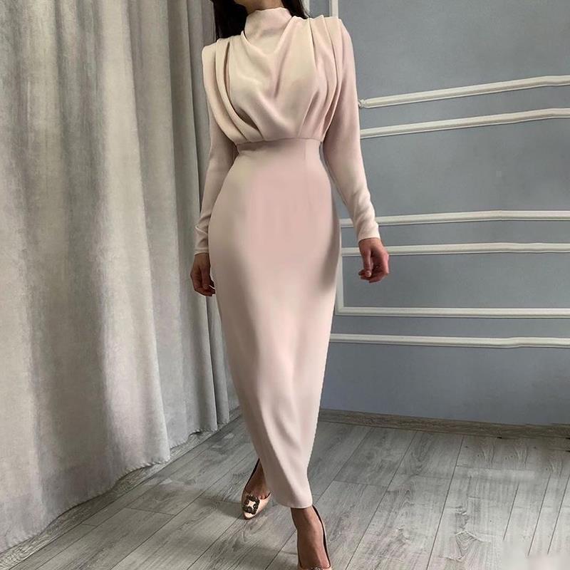 Femmes Robe élégante ajustée avec col haut et fronces Chic und Stil
