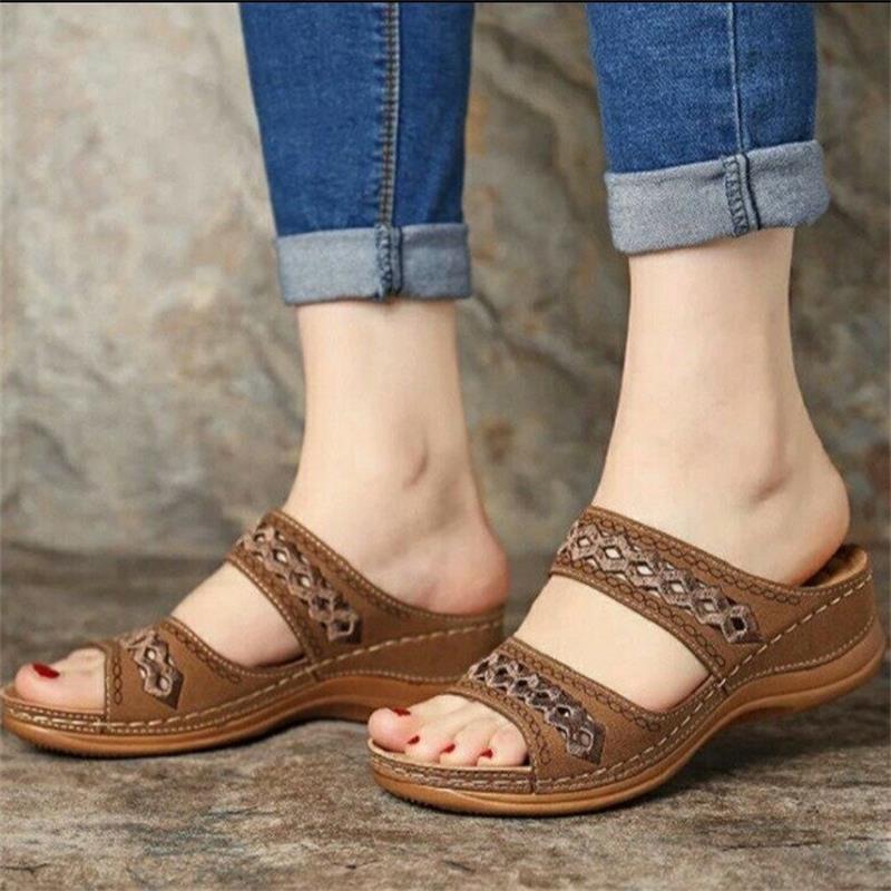 Sandales confortables à lanières pour dames avec semelle ergonomique et design élégant Chic und Stil