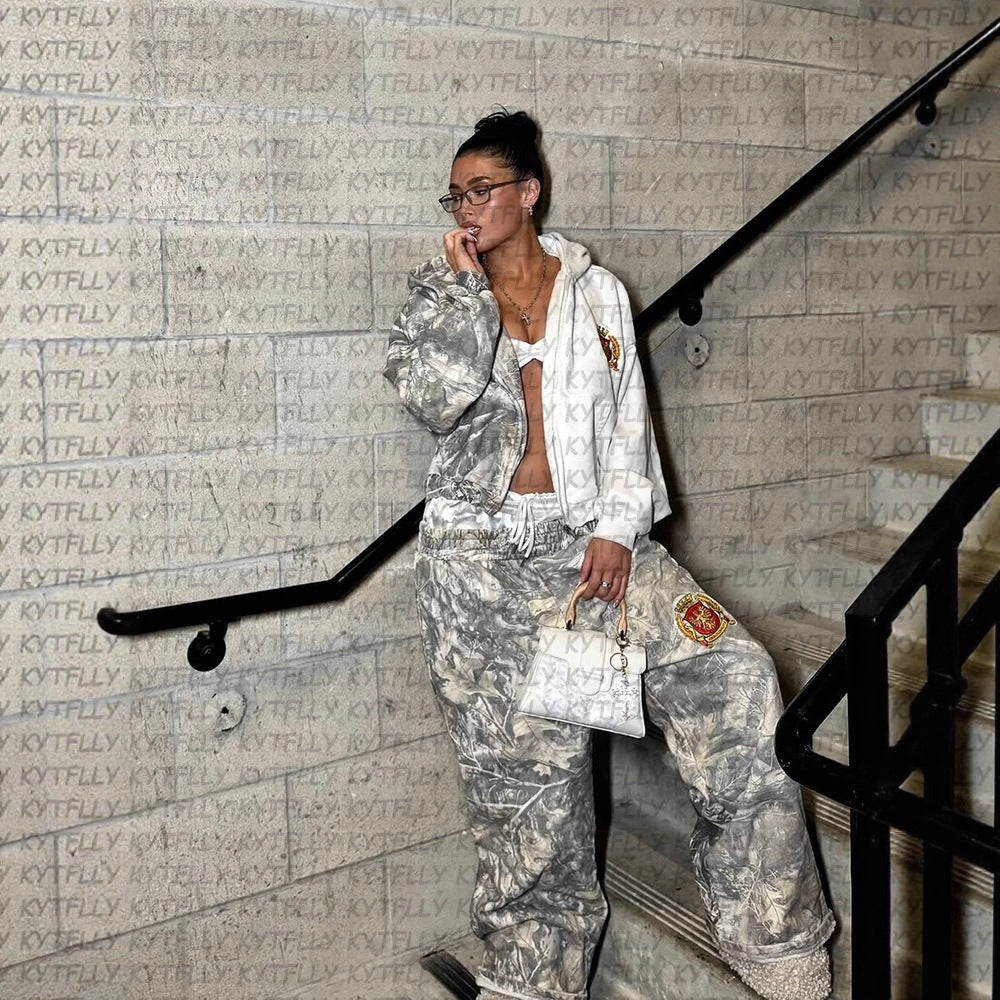 Pantalon de jogging camouflage pour femmes avec taille élastique et poches latérales Chic und Stil