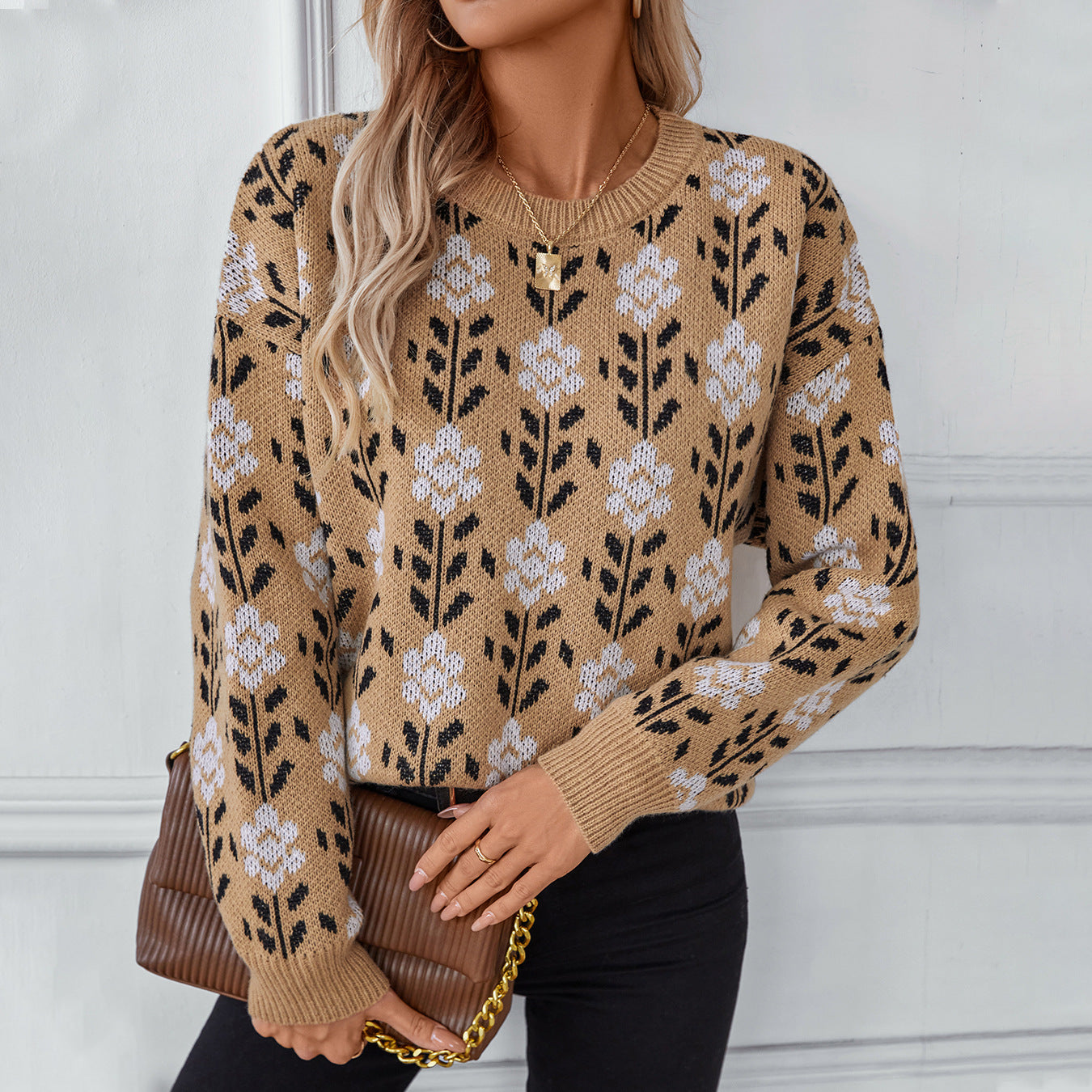 Pull décontracté pour femmes avec motif floral et col rond Chic und Stil