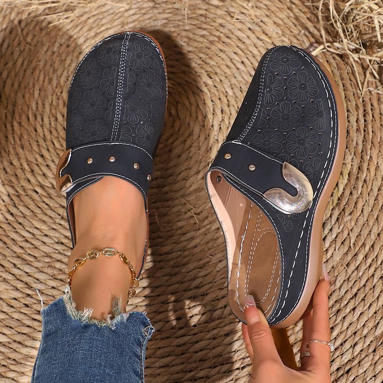 Sabots confortables pour dames avec décorations élégantes Chic und Stil