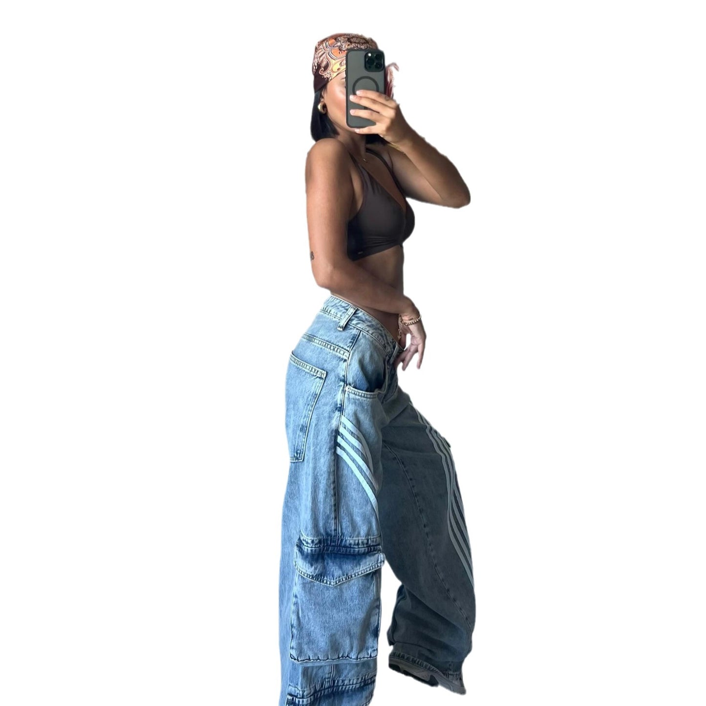 Chic und Stil femmes jeans cargo en coupe oversized décontractée
