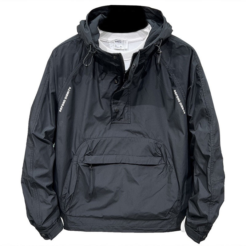 Functional outdoor jacket for men with high collar and practical pockets Chic and Style