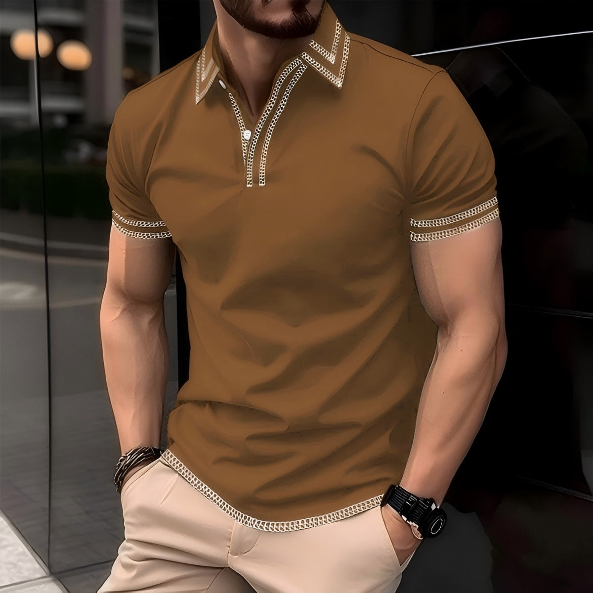 Polo pour homme stylé avec des détails de broderie tendance Chic und Stil