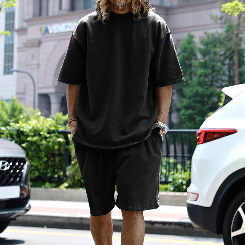 Ensemble décontracté surdimensionné pour hommes avec manches courtes et shorts tapered Chic und Stil