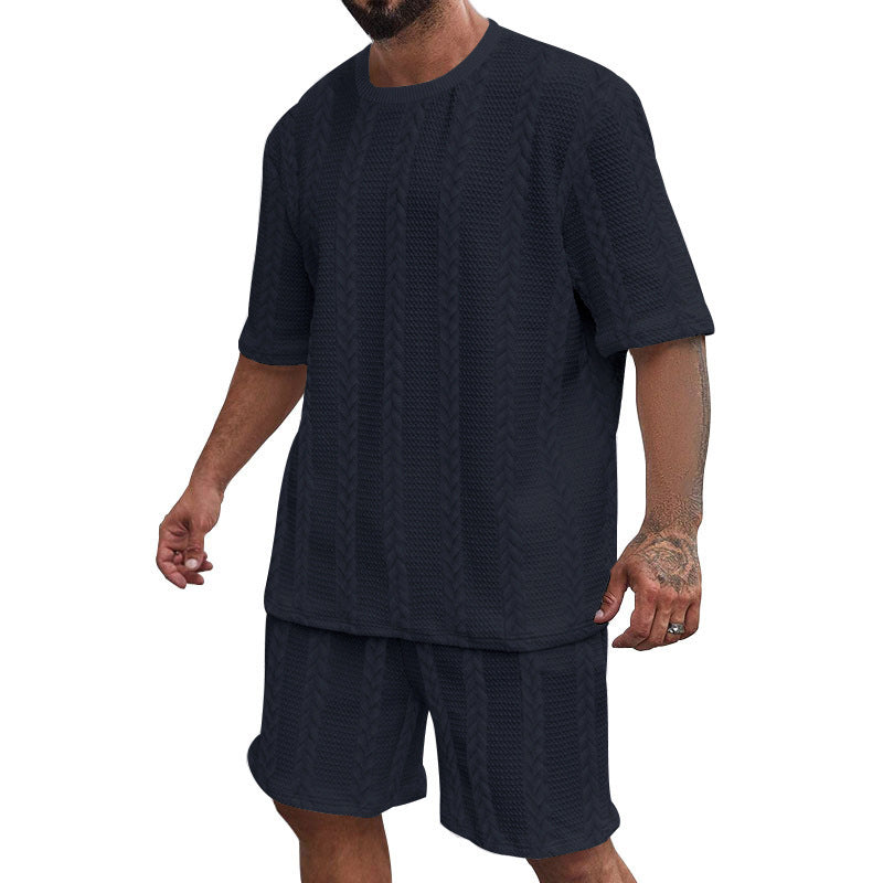 Hommes ensemble en tricot confortable avec haut court et shorts Chic und Stil