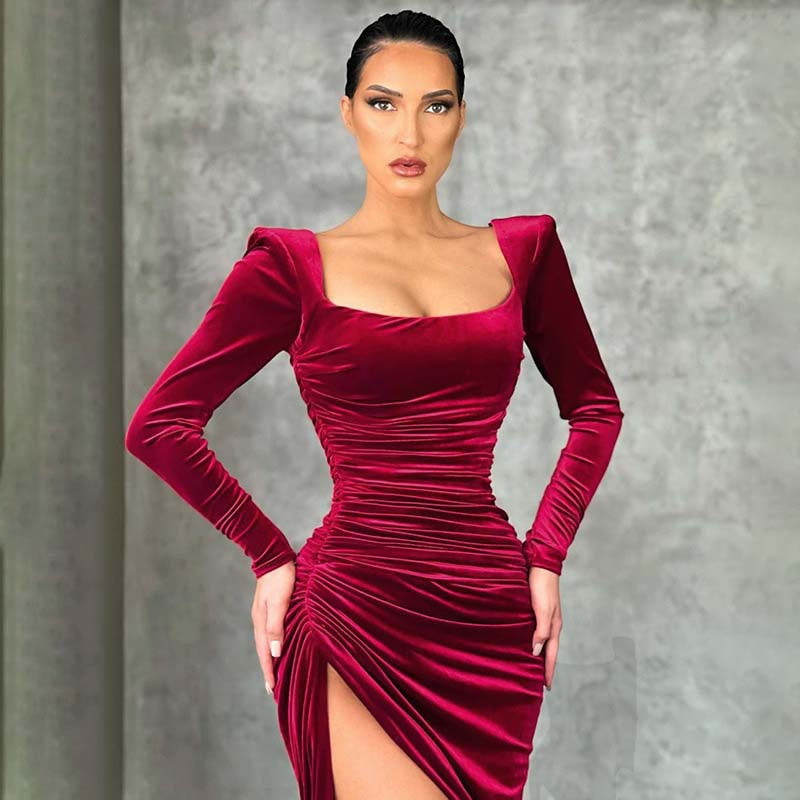 Robe stretch raffinée pour femmes avec fente asymétrique et longues manches Chic und Stil