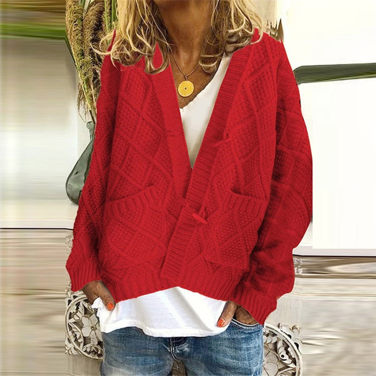 Veste en tricot épais pour femmes avec un design en torsades décoratif et des poches pratiques Chic und Stil