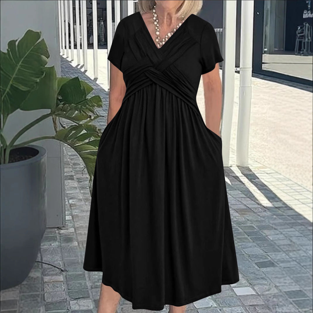 Combinaison pour femmes avec un design enveloppant ajusté et un élégant décolleté en V Chic und Stil