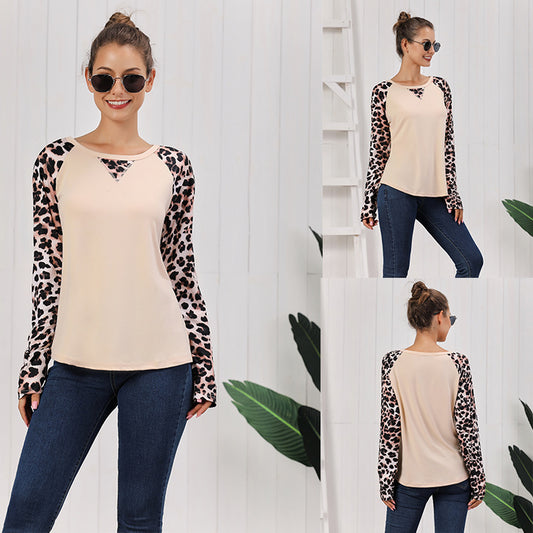 Chemise à manches longues décontractée pour femmes avec motif graphique et fentes sur les côtés Chic und Stil