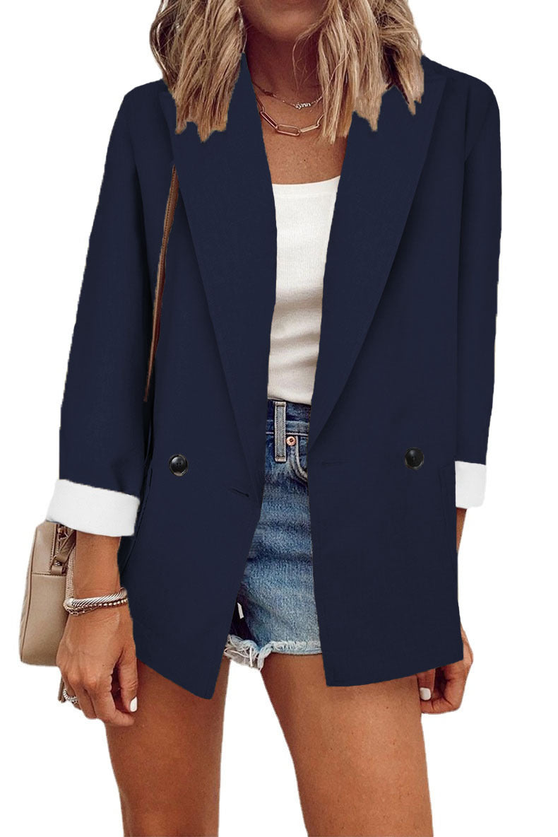 Veste oversized tendance pour femmes au design sobre avec des détails de boutons élégants Chic und Stil