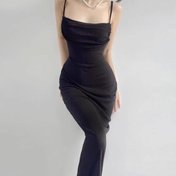 Femme Robe maxi élégante avec un design de drapé exceptionnel et de fines bretelles Chic und Stil