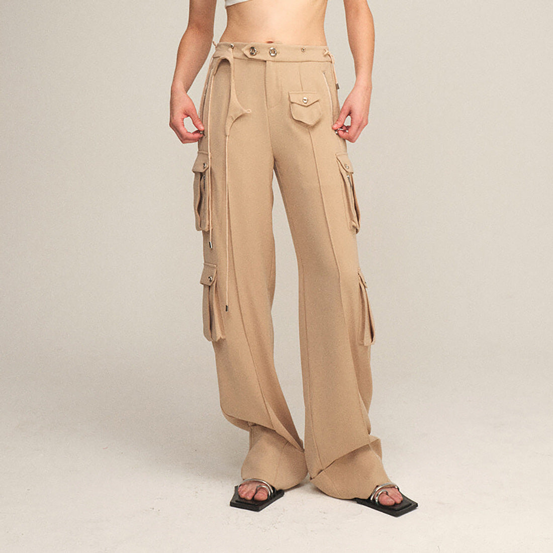 Chic and Style women’s cargo pants with innovative cut and belts
