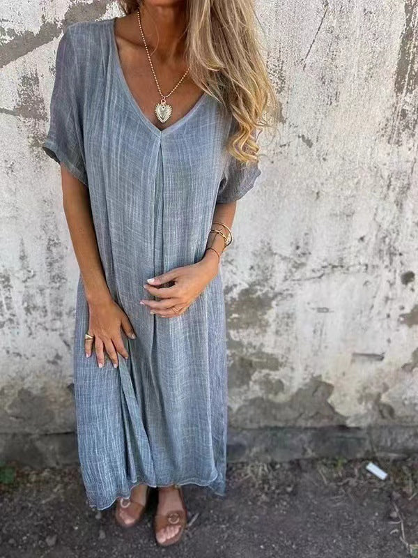 Robe midi femme avec design plissé et coupe décontractée Chic und Stil
