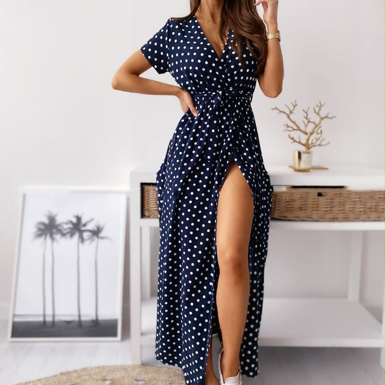 Robe maxi à pois pour femmes avec fente latérale et ceinture à nouer Chic und Stil