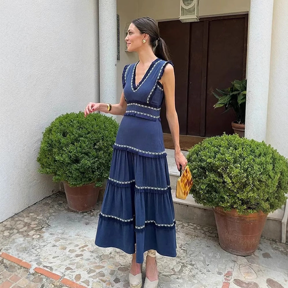 Robe maxi femme avec un élégant décolleté en V et des détails en volants Chic und Stil