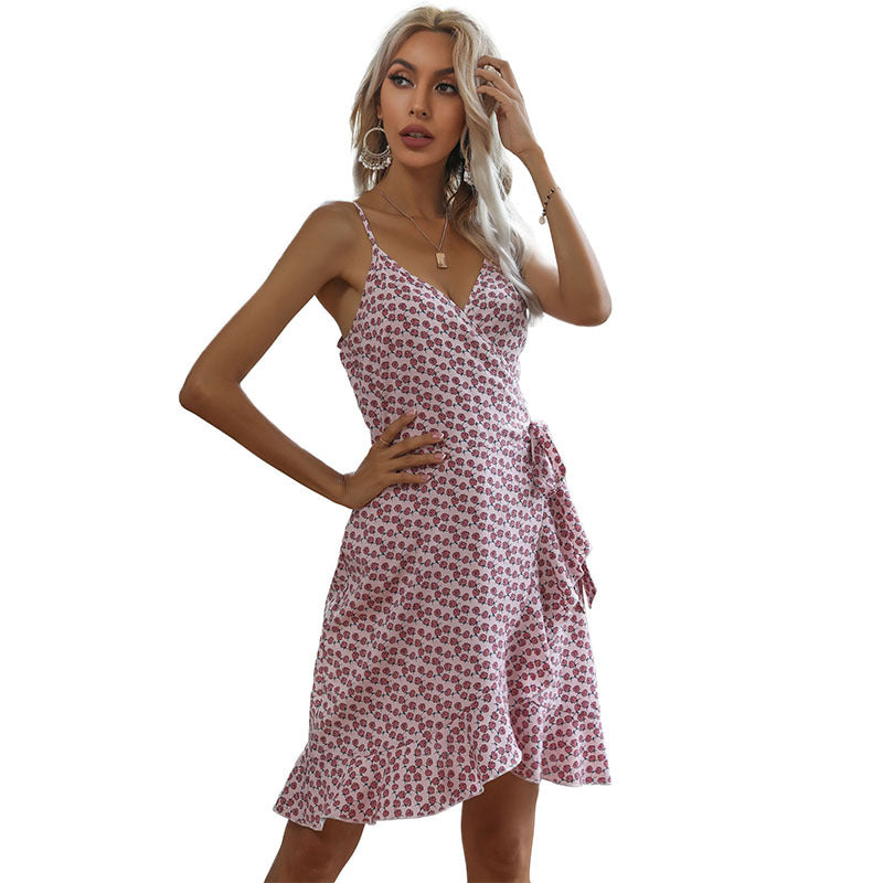 Robe portefeuille pour femmes avec bordure à volants et lien ajustable Chic und Stil