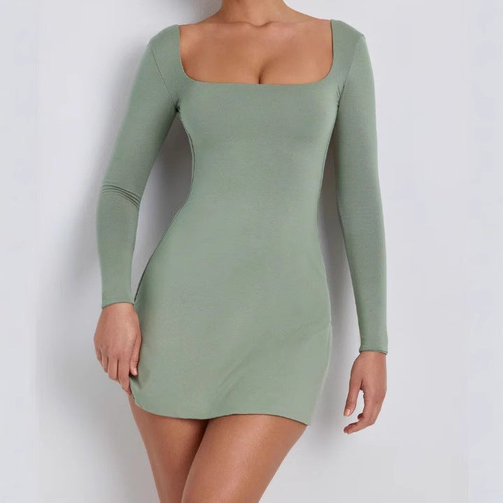 Robe mini élégante pour femmes avec décolleté en U large et manches longues Chic und Stil
