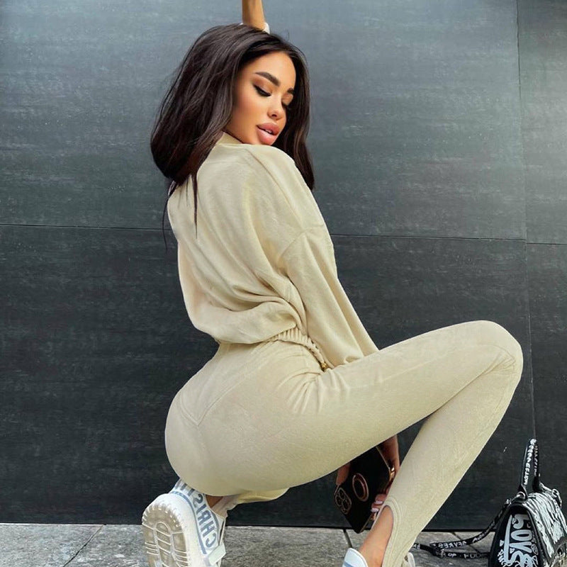 Vêtements de sport pour femmes avec col montant et taille élastique Chic und Stil