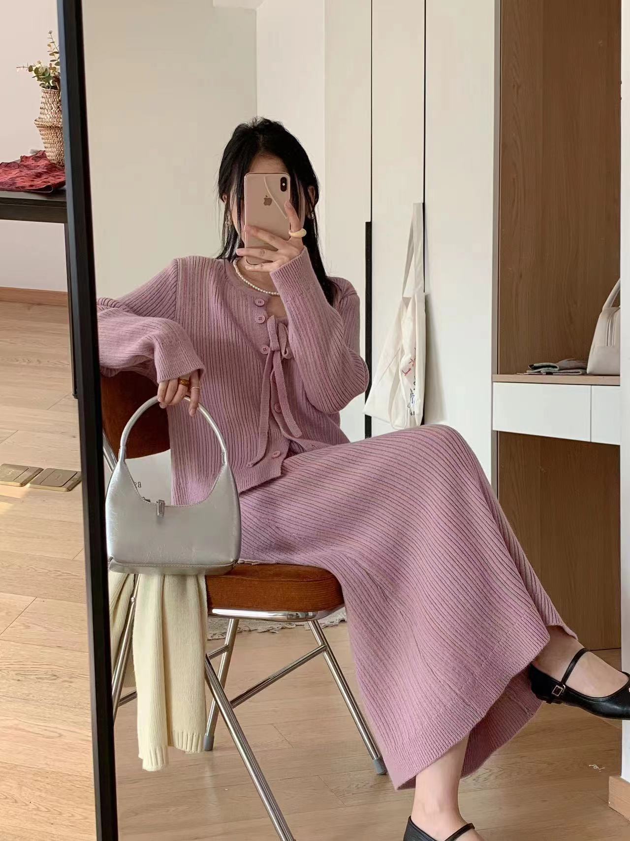 Veste en tricot pour femmes avec maxi robe en design côtelé et ceinture à nouer féminine Chic und Stil