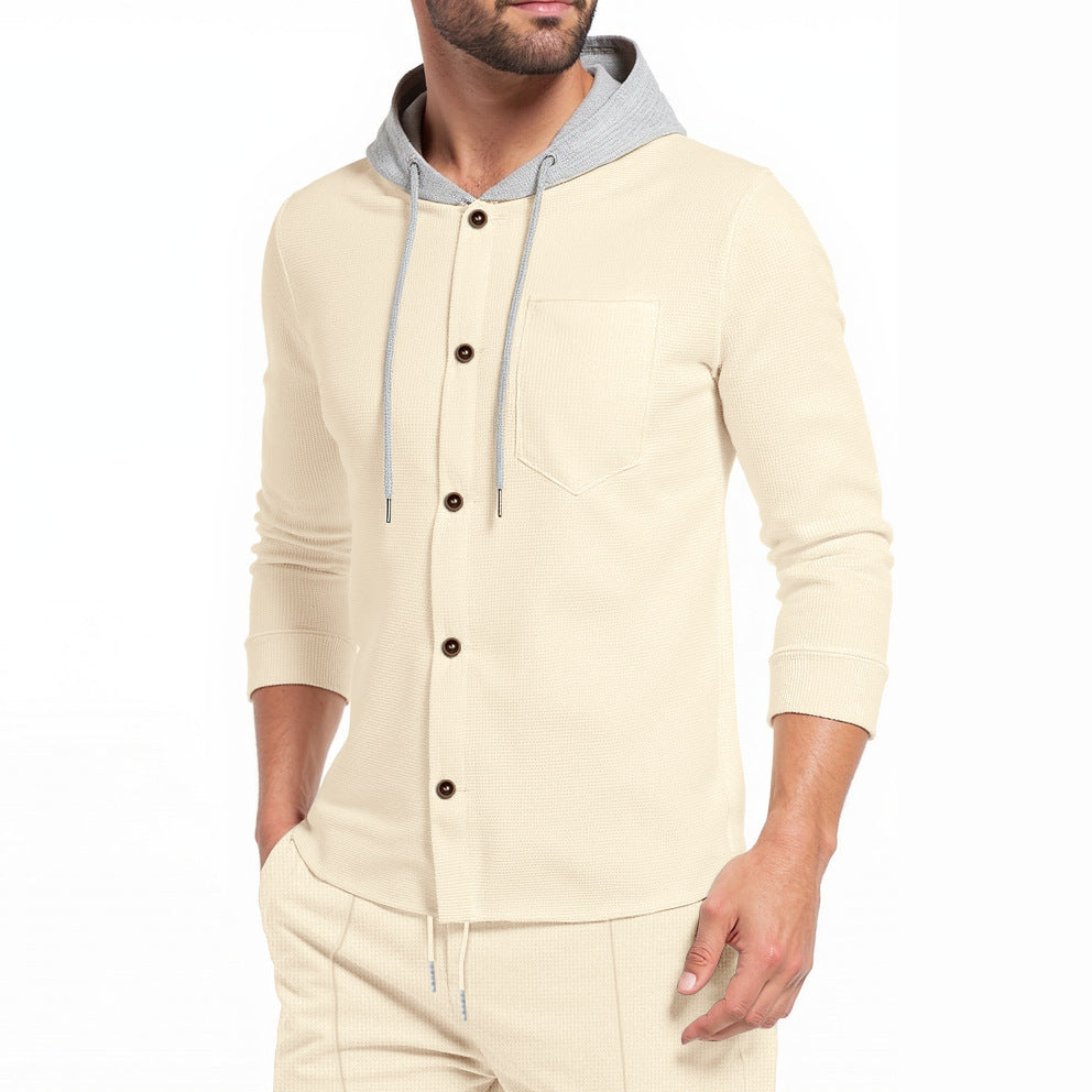 Chemise à capuche tendance pour hommes avec patte de boutonnage et poche poitrine pratique Chic und Stil