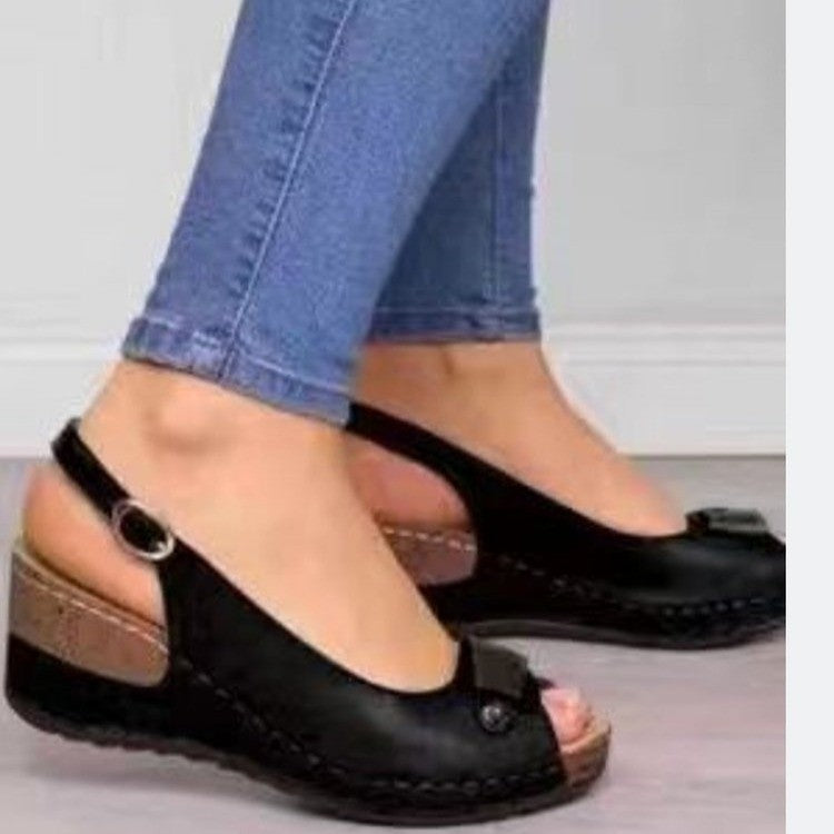 Sandales à talons compensés pour femmes Chic und Stil