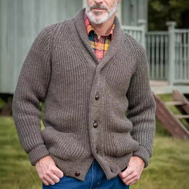 Cardigan homme en tricot épais avec poches pratiques et décolleté en V moderne Chic und Stil