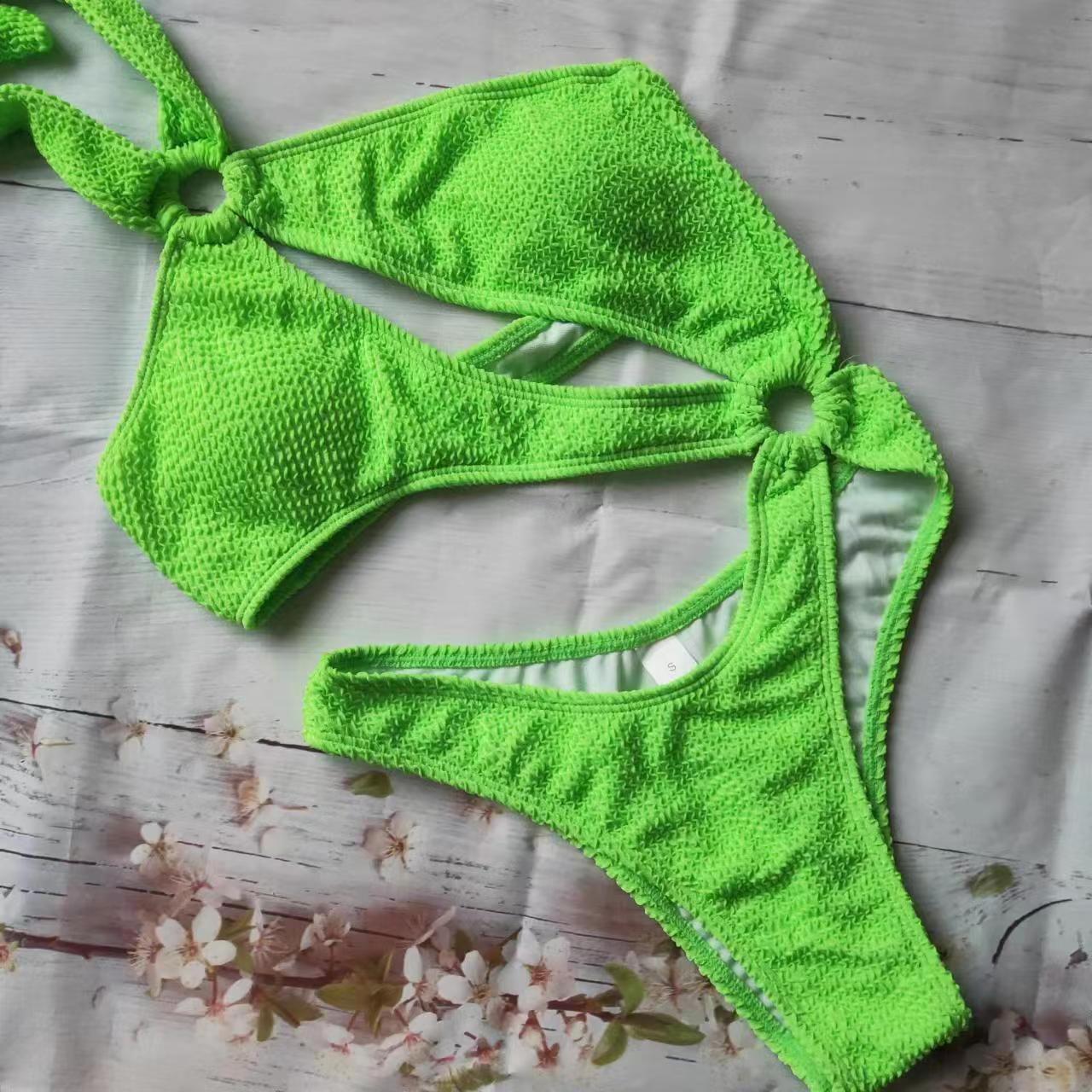 Bikini taille haute pour femmes avec des découpes tendance et lien Chic und Stil