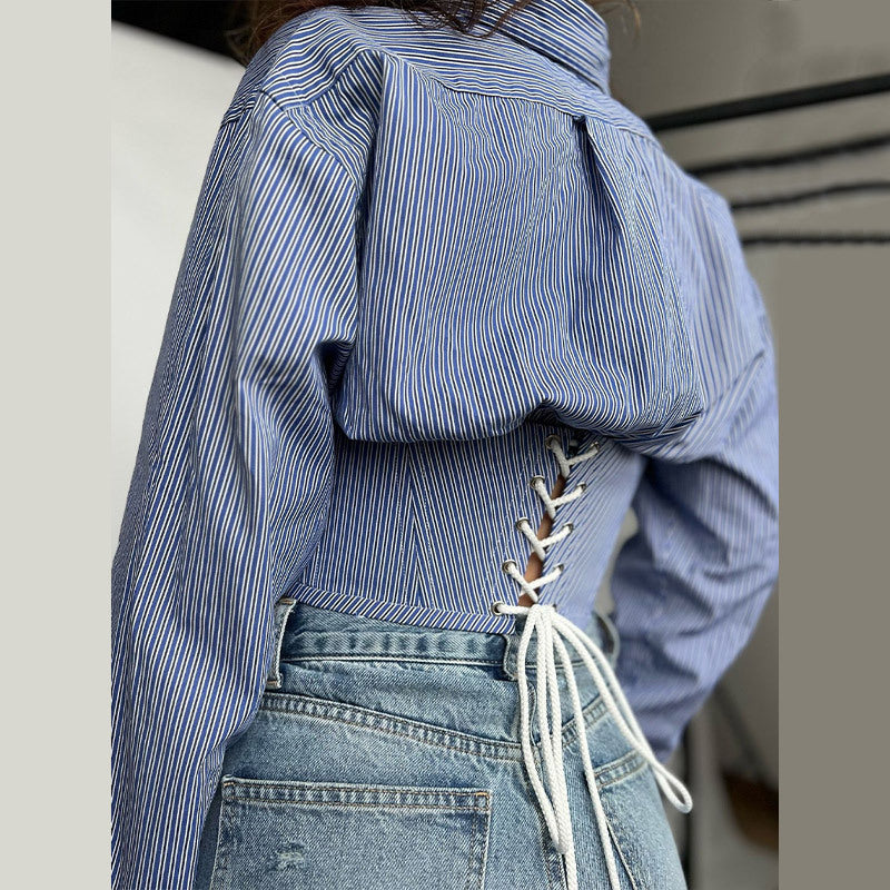 Blouse pour dames avec coupe innovante et manches structurées Chic und Stil