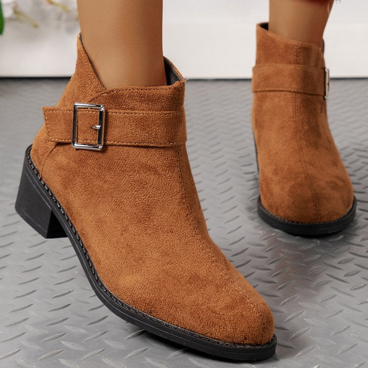 Bottines pour femmes avec un détail de boucle à la mode et un talon carré confortable Chic und Stil