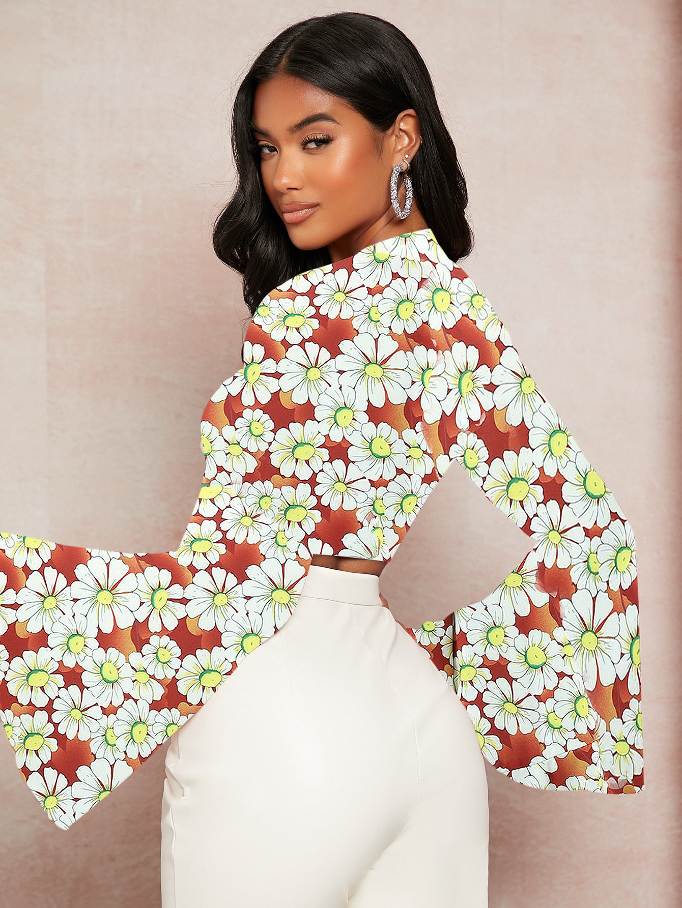 Chemisier pour femmes avec motif floral et manches évasées Chic und Stil