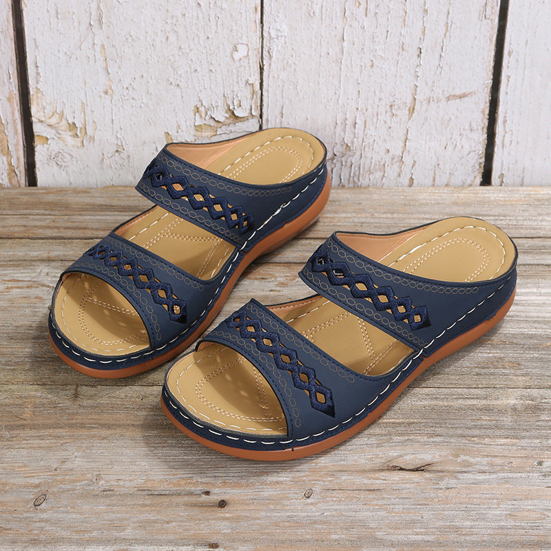 Sandales confortables pour femmes avec sangles réglables et semelle ergonomique Chic und Stil